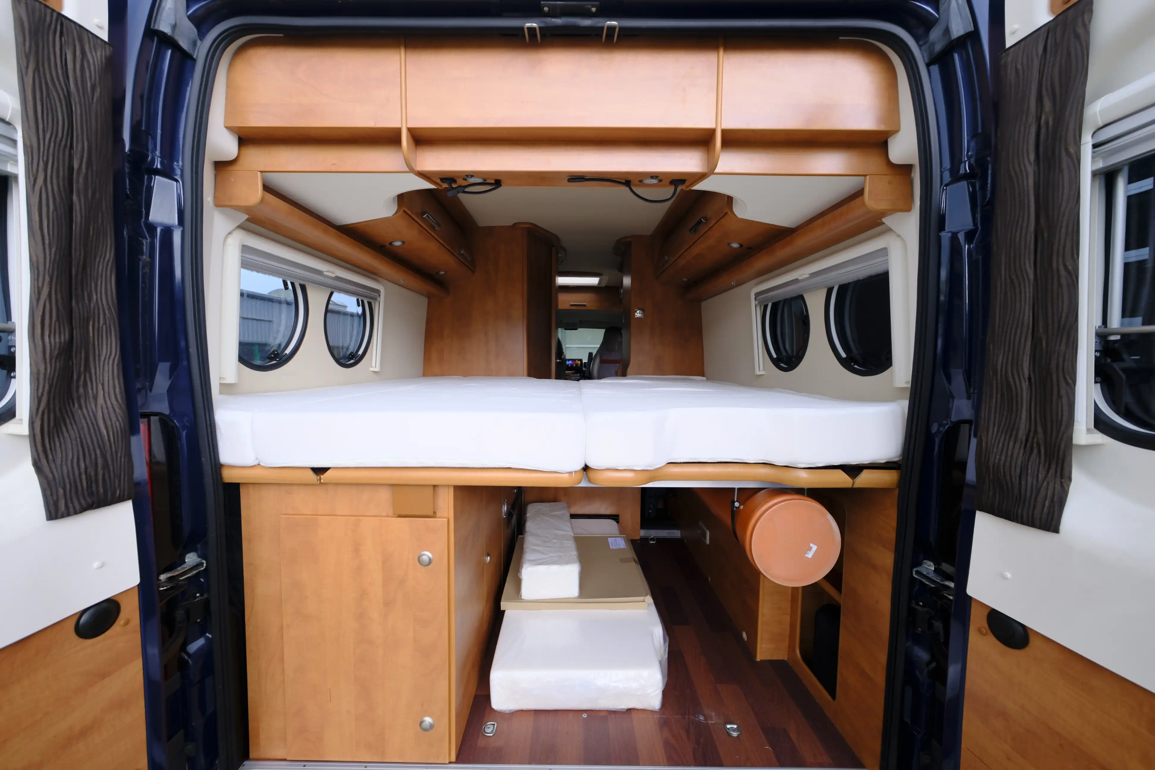 CARTHAGO Malibu Van 640 LE